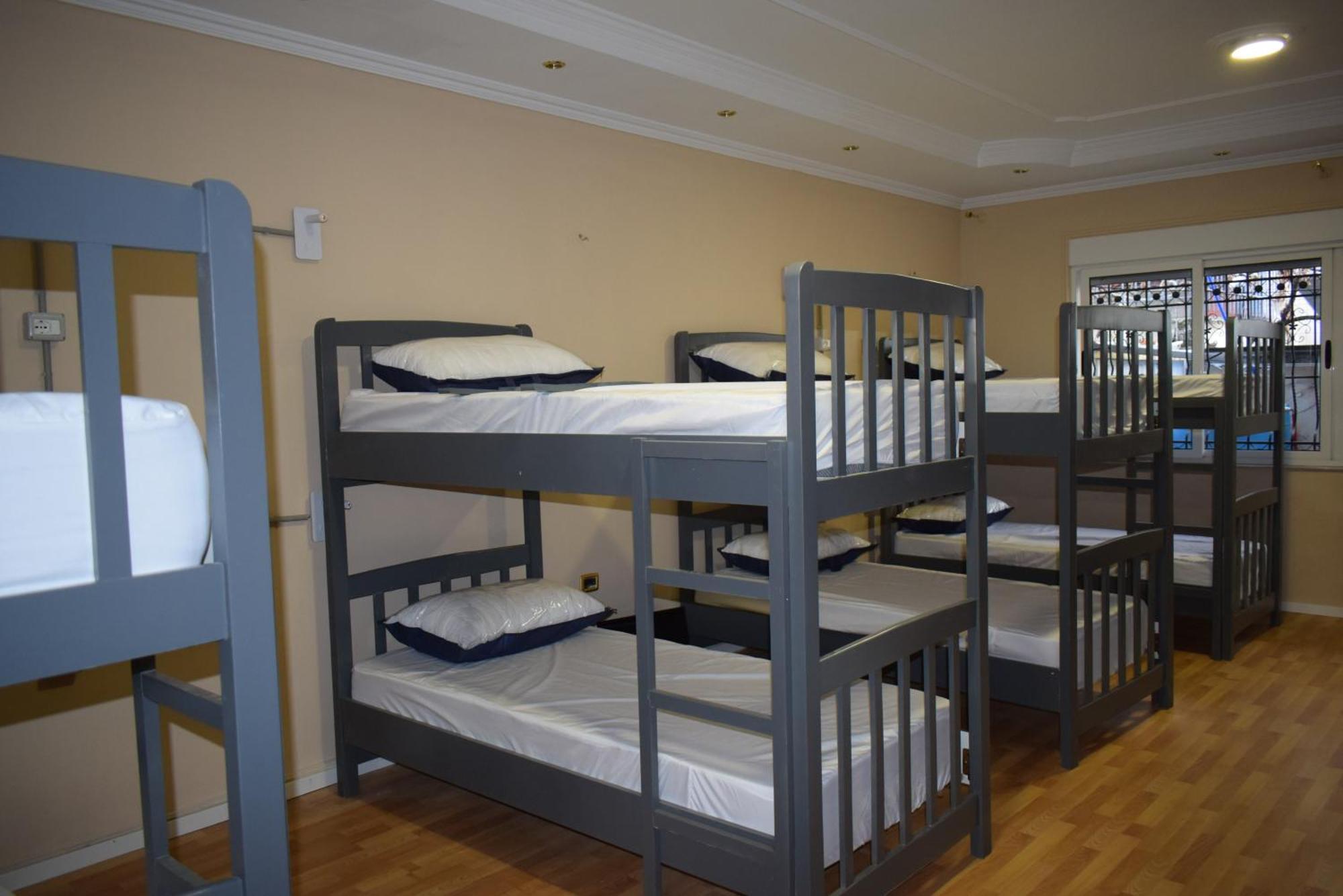 Mandarine Hostel Tirana Extérieur photo