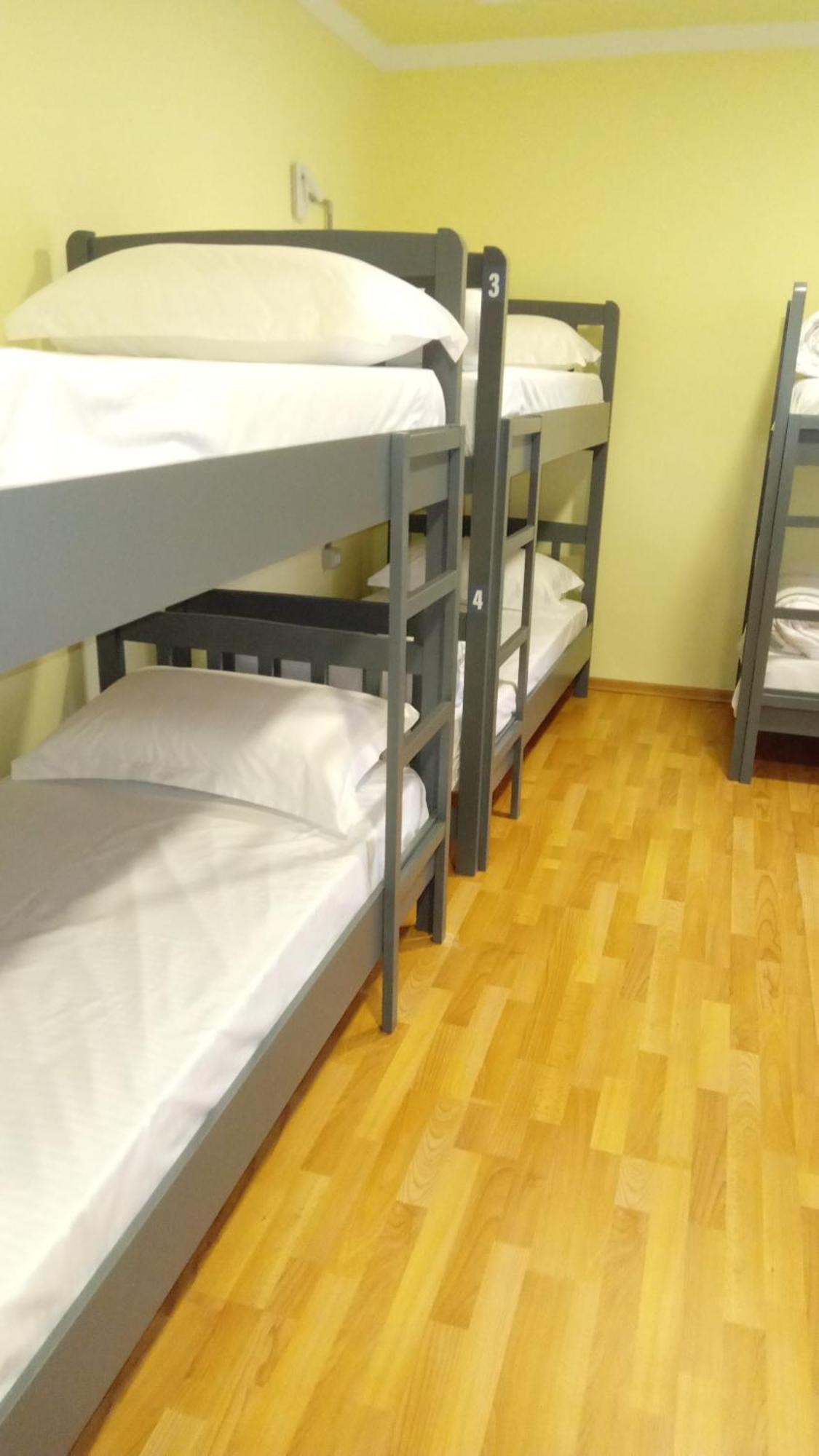 Mandarine Hostel Tirana Extérieur photo