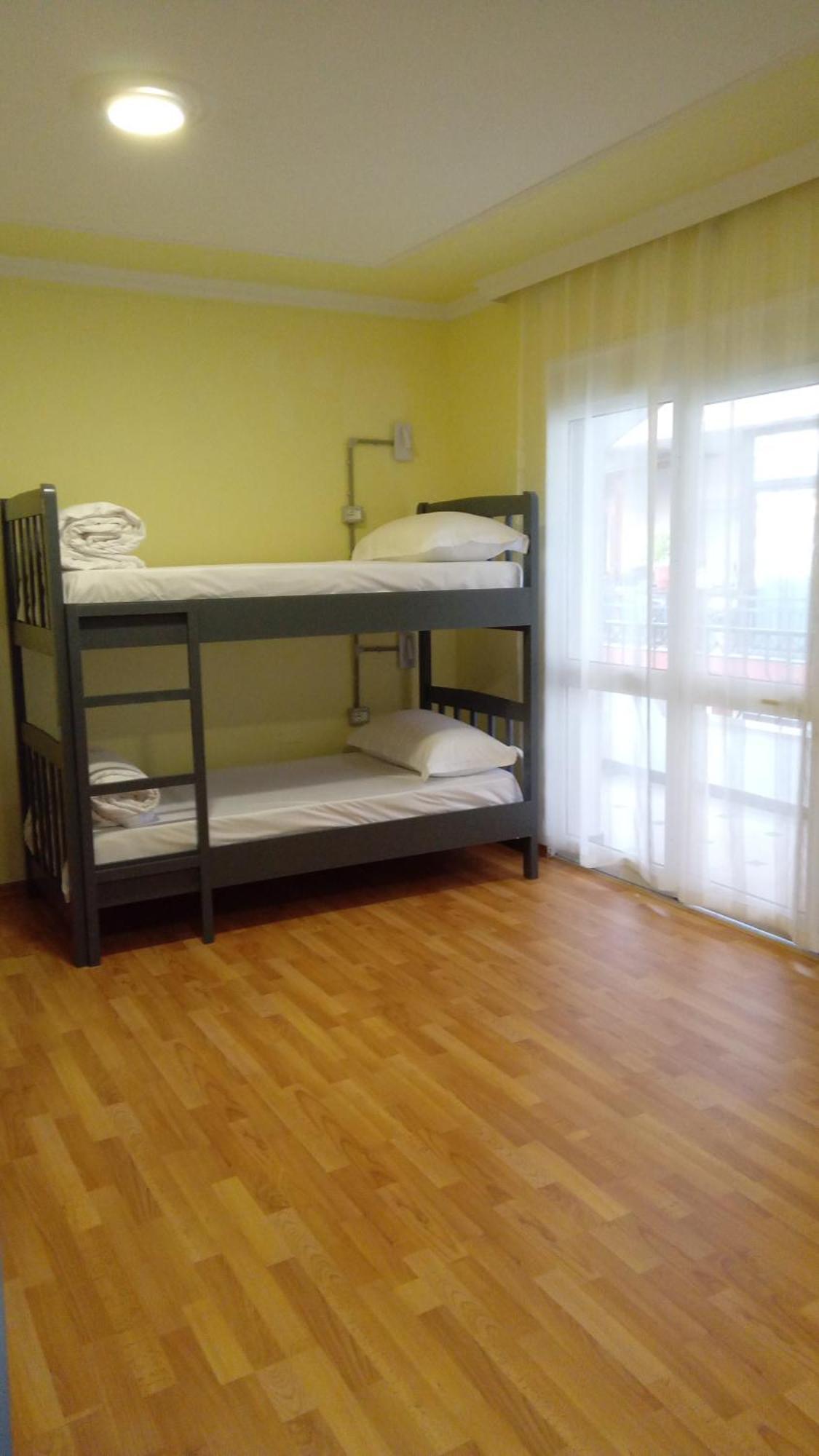 Mandarine Hostel Tirana Extérieur photo