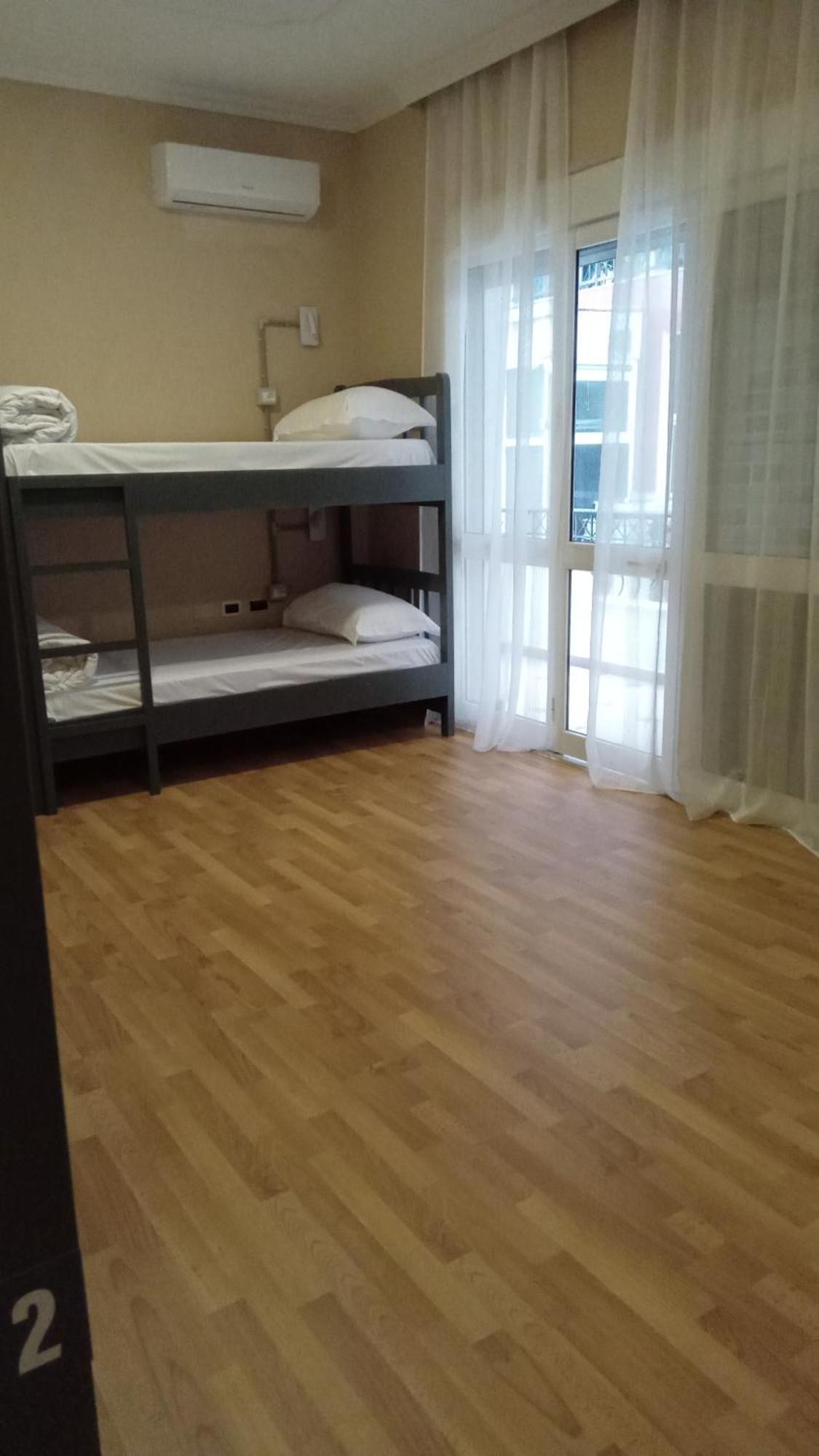 Mandarine Hostel Tirana Extérieur photo