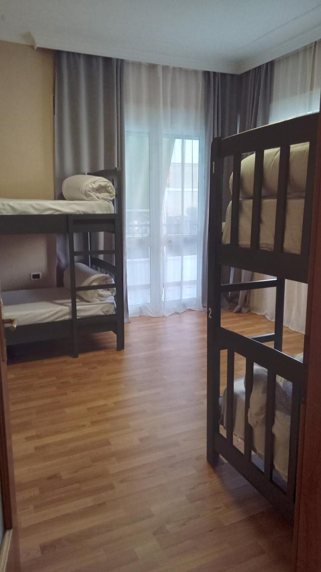Mandarine Hostel Tirana Extérieur photo