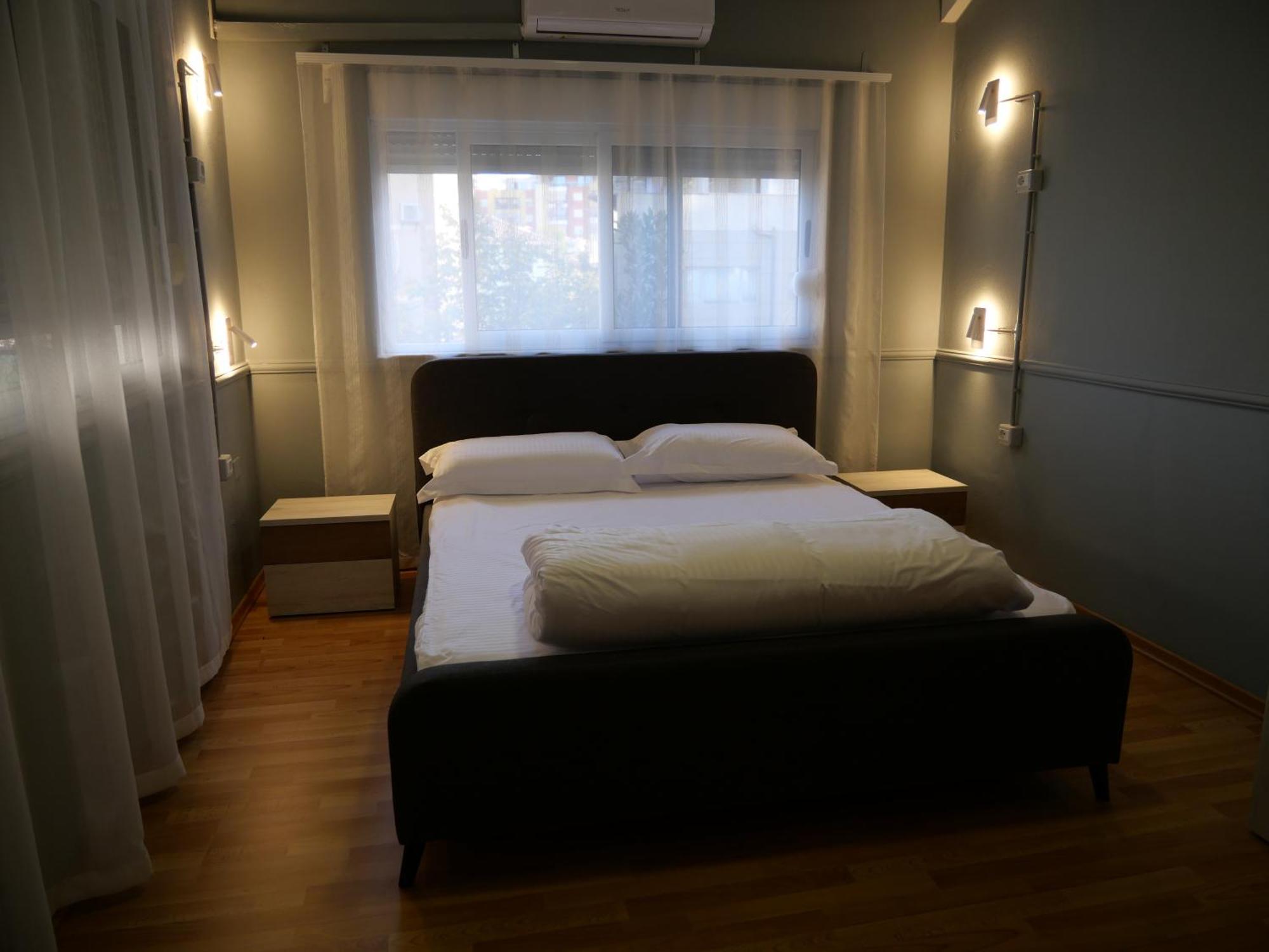 Mandarine Hostel Tirana Extérieur photo