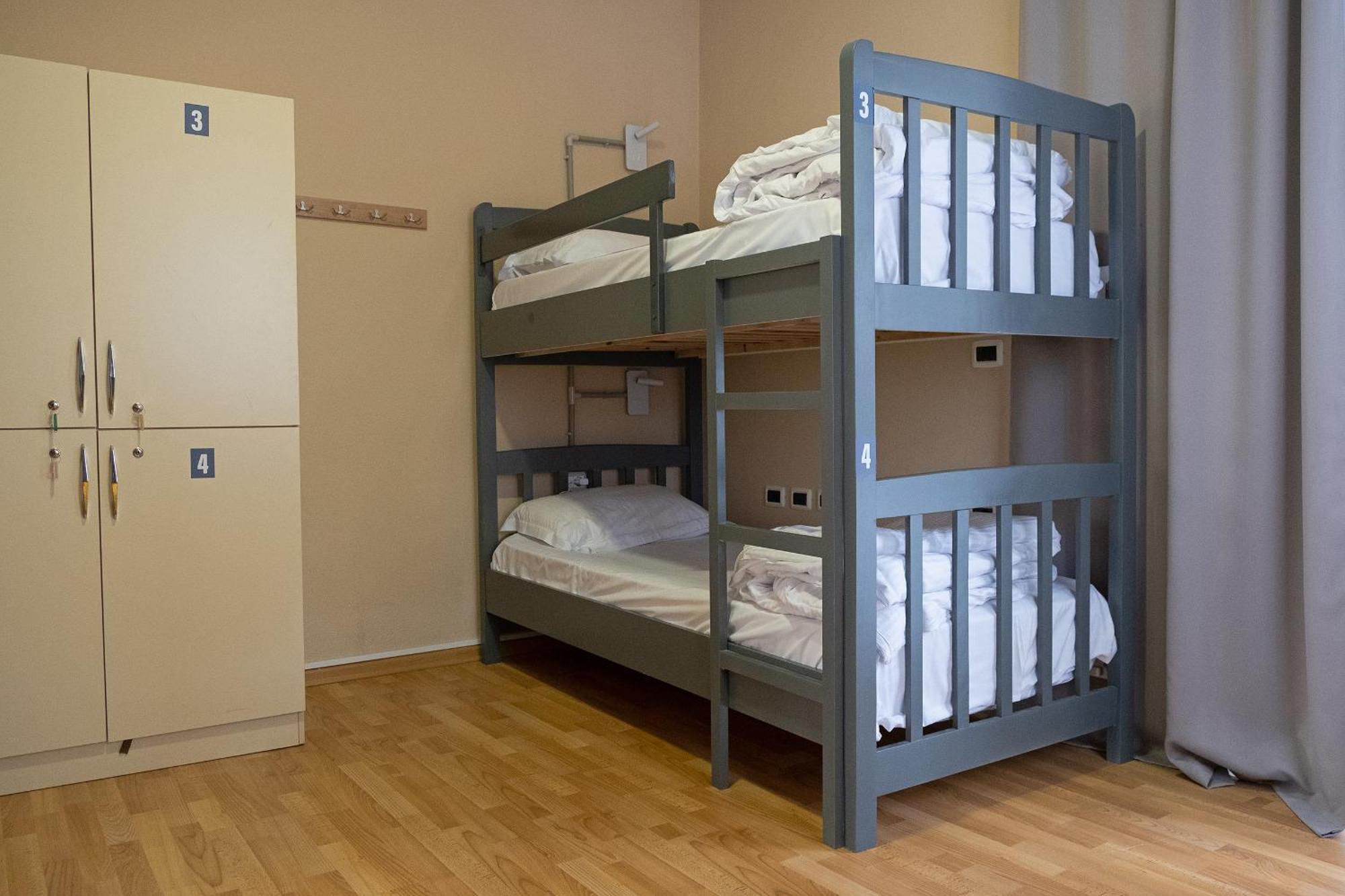 Mandarine Hostel Tirana Extérieur photo