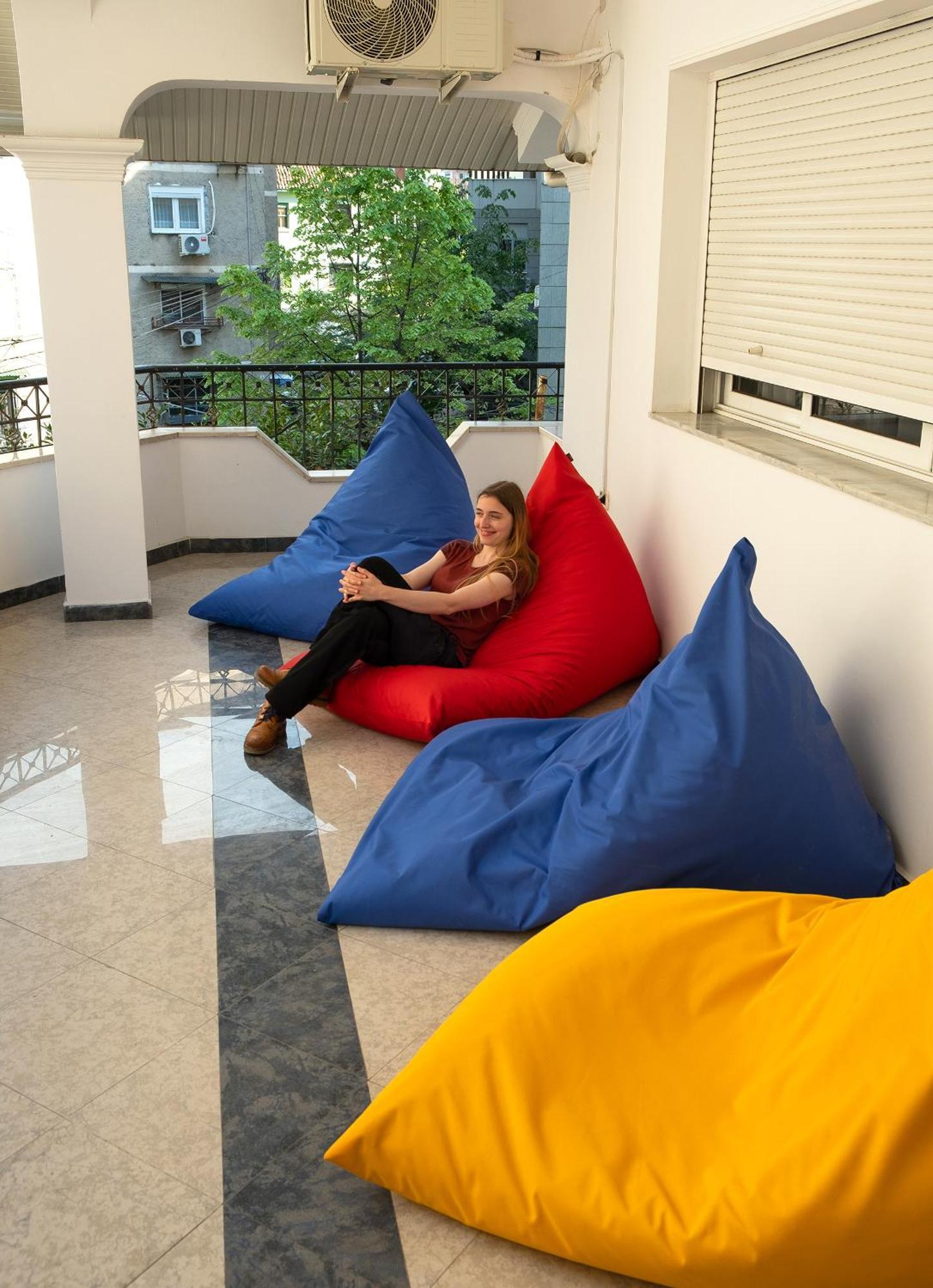 Mandarine Hostel Tirana Extérieur photo