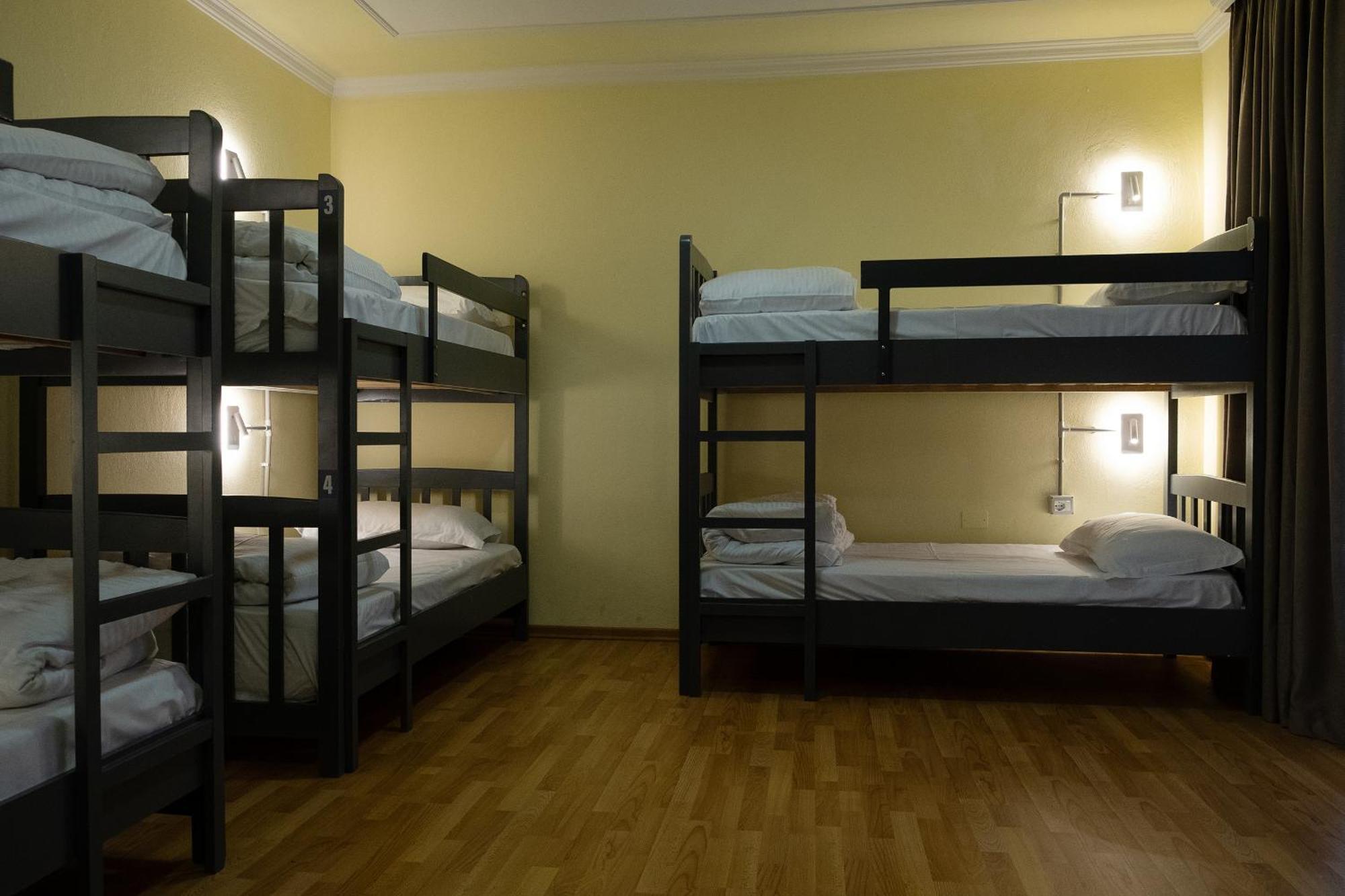 Mandarine Hostel Tirana Extérieur photo